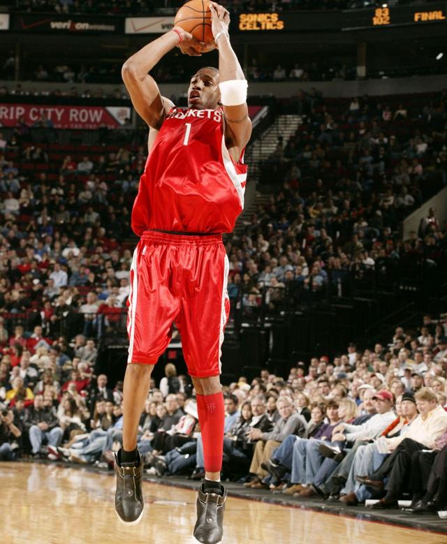 [NBA]火线复出，差点坏事，得亏文班来了中国！
