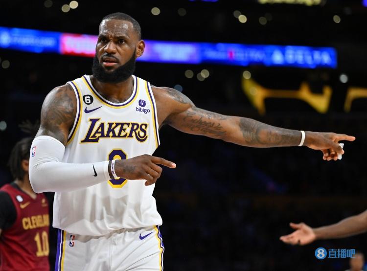 欧冠8强诞生，金球奖赔率大洗牌：拉菲尼亚登顶