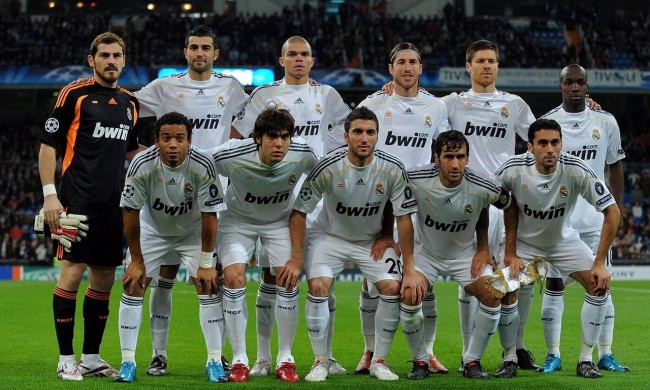 玩家晒《黑神话》全景光追截图：场景氛围感十足！