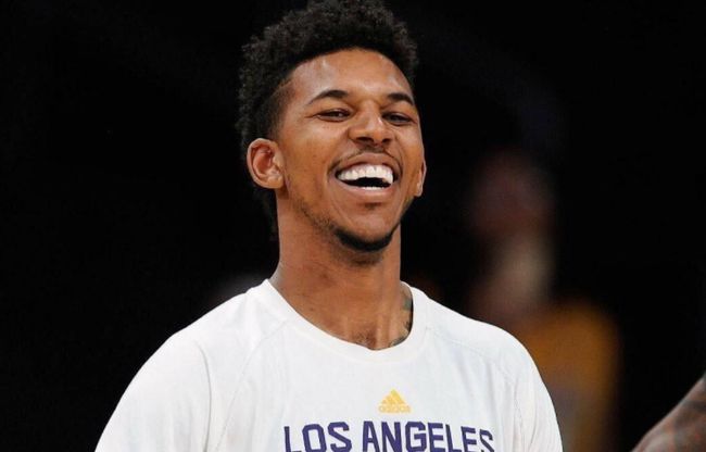 塔图姆26+6+6波尔津吉斯27+10+6凯尔特人擒爵士4连胜