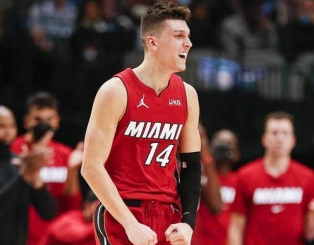 浓眉发出最后通牒！小牛赶紧做决定！可惜了欧文！