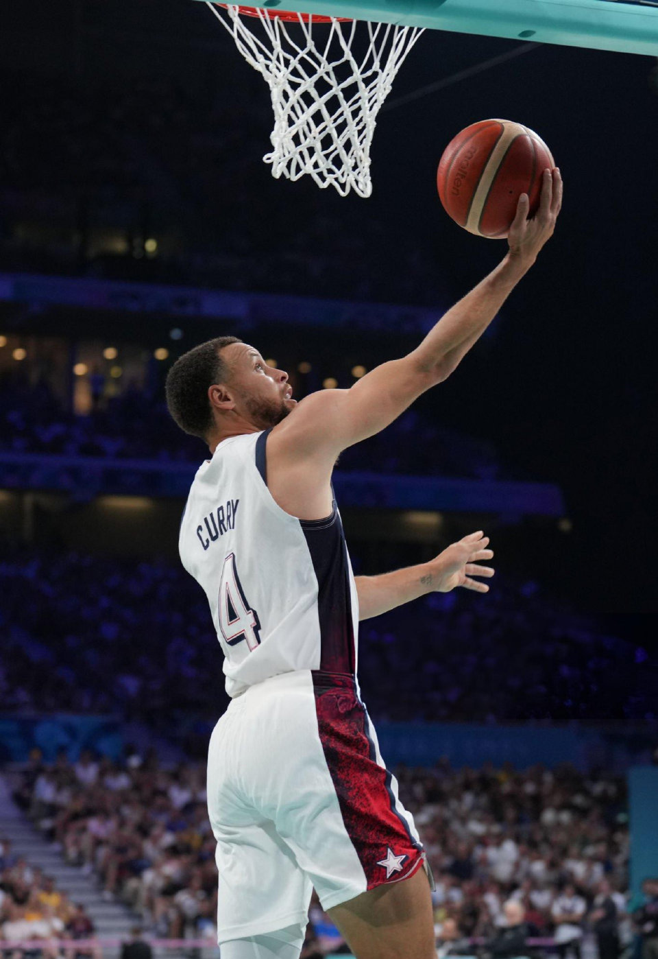 广厦男篮张帆末节绝杀山东