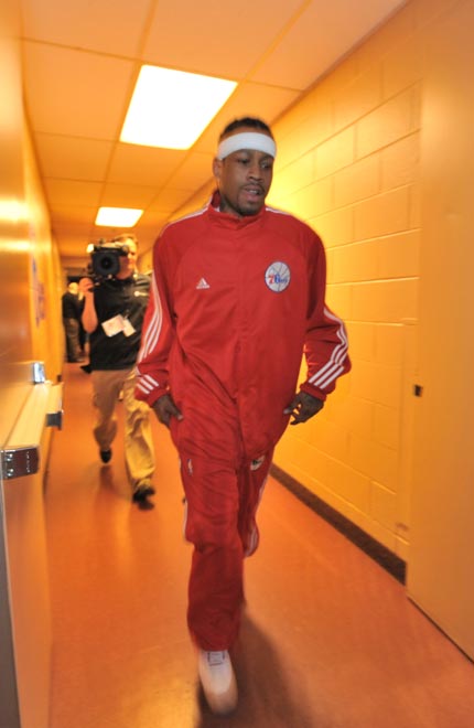 2025 赛季：洛杉矶道奇队在 9 月份达成全队 10 连胜，提前锁定分区第一