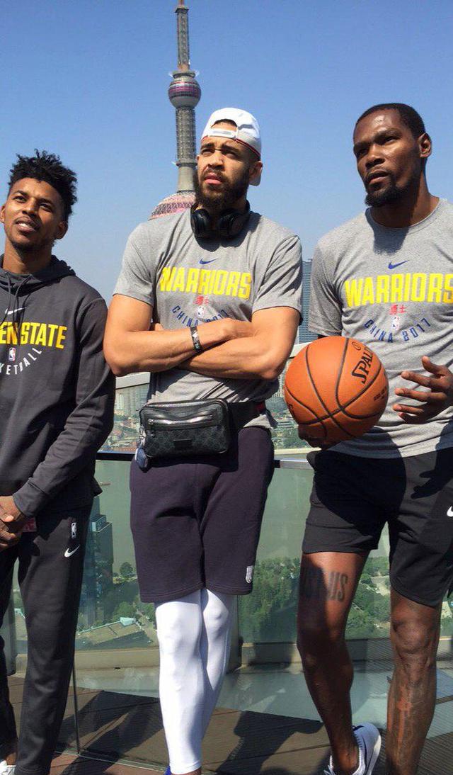 奥斯曼·登贝莱当选2025年国际足联最佳男子球员