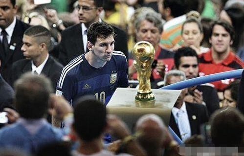 太空人队再闯世界大赛 王朝延续引热议