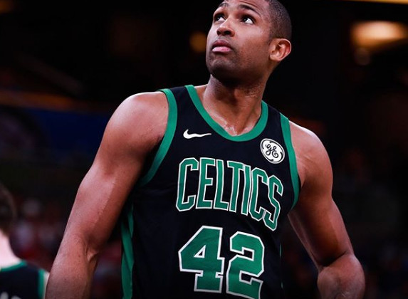 玉昆新赛季阵容亮相 赵宇豪寄望踢出云南足球