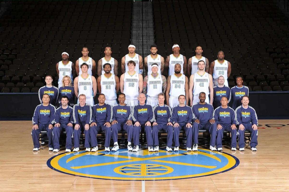 如果SGA想打破詹姆斯1297场的纪录，需要全勤至41岁