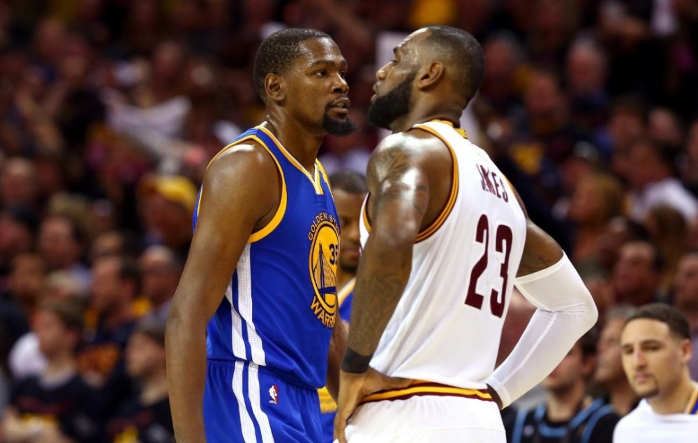 [天下足球]凯恩帽子戏法 拜仁战胜奥格斯堡