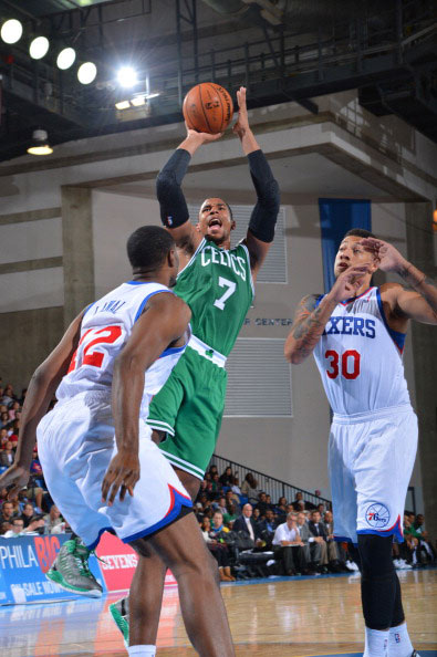 日首场完封胜！Trevor Bauer 缴出九局无失分的好投｜日职